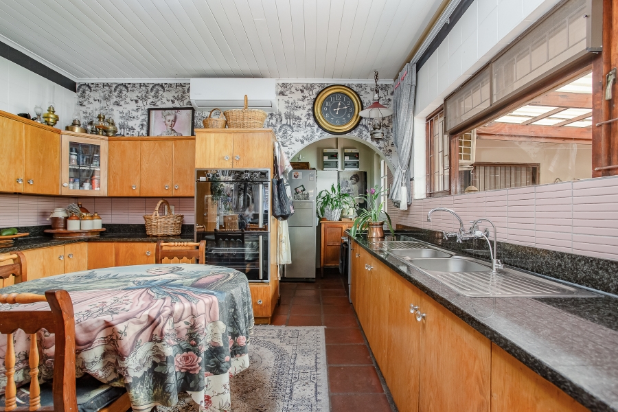 To Let 6 Bedroom Property for Rent in Groenvlei Western Cape